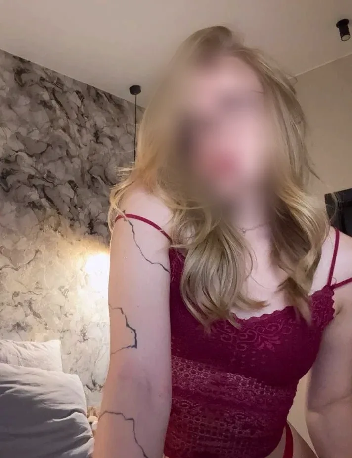 Ángela, 22 años